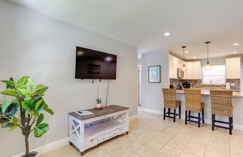 Juno Ridge House | Palm Beach Townhome: 4 Mi to Juno Beach Park!