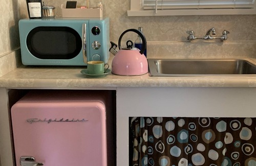 Ashland Hotel | Palm Cottages