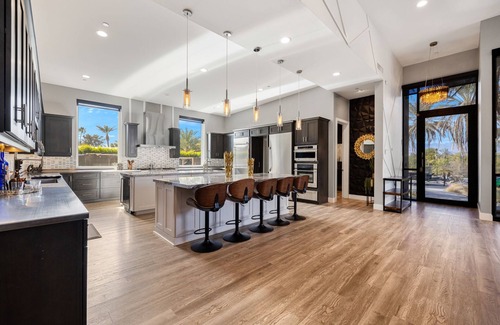 Indio House | Palm Desert Estate, Pool, Courts, Sauna & No Checkout Time. Sleeps 20+
