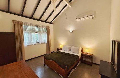 Katukurunduwatta Villa | Palm Grove Lavinia