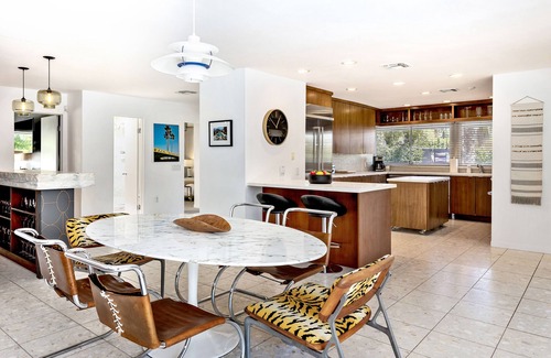 Vista Las Palmas House | Palm Grove - Luxury Mid Mod Vacation Home!