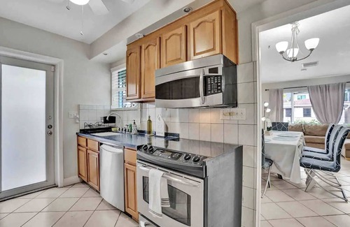 North Beach Villa | Palm Lined Oasis Walk To Beach