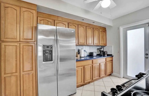 North Beach Villa | Palm Lined Oasis Walk To Beach