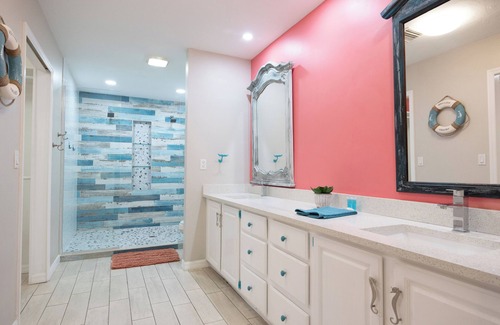 Cypress Lake House | Palm Palace - 2 House Compound Sleeps Up to 22! Huge Pool and near the beaches