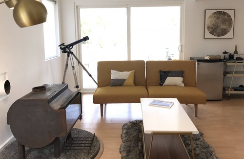 Araby Cove House | Palm Springs Araby Cove House with Dipping Pool