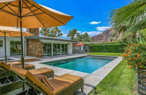 Vista Las Palmas House | Palm Springs Luxury Retreat