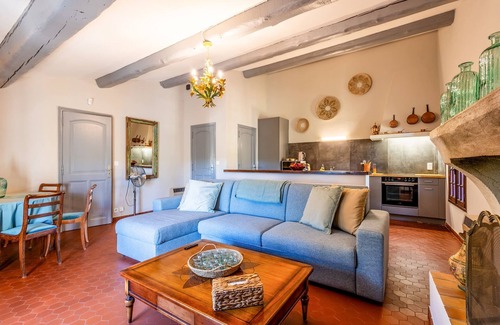 Taradeau Ski Chalet | Palm tree cottage with pool in Taradeau