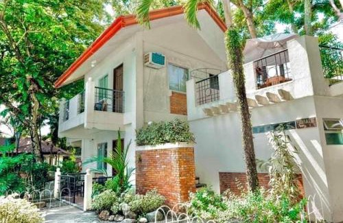 Bacolod Hotel | Palmas Del Mar Resort Bacolod