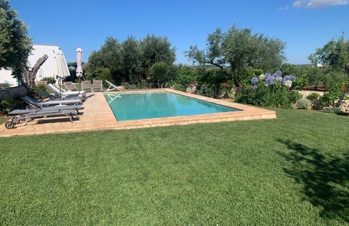 Castellana Grotte Apartment | Palmento - The Hague of Cucumo Apartment for 4 persons with swimming pool