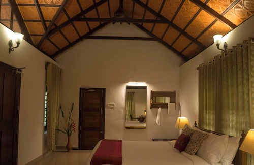 Alappuzha Hotel | Palmgrove Lake Resort