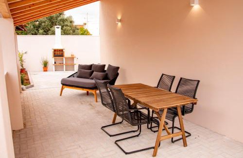 Batalha Villa | Palmira's - relaxing countryside house in Batalha