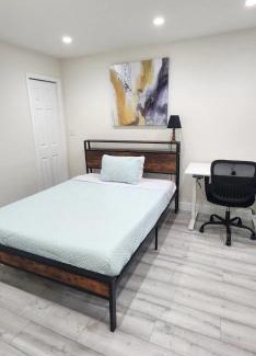 Palo Alto House | PALO ALTO MASTER with private bathroom and private entry , near Stanford