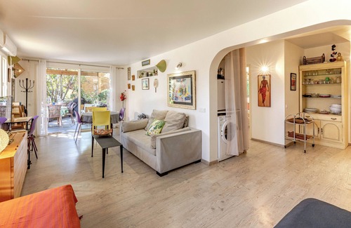 Porto-Vecchio Apartment | PALOMBAGGIA beaches 2Km, peacefull, value for money, Air conditioning/WIFI