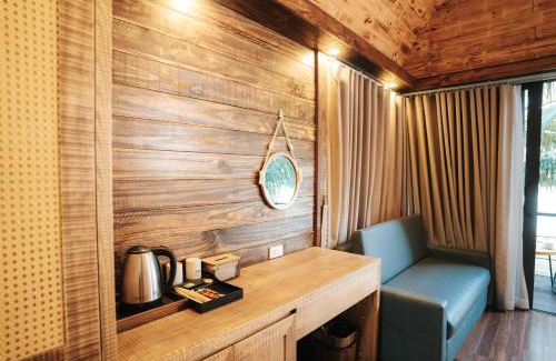 Son Tay Cabin | Pamela Retreat