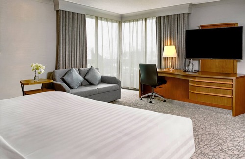 North York Hotel | Pan Pacific Toronto