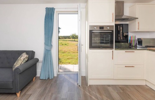 Bradford-on-Avon Apartment | Panda Sanctuaries, Longscroft Lodge