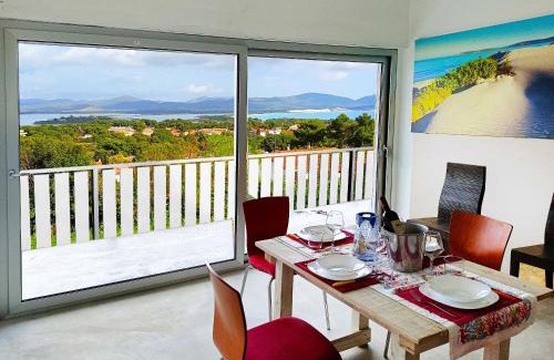 Porto Pino Apartment | Panohome