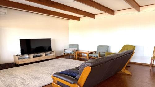 Lake Wangary House | Panorama Holiday Home On The Esplanade With Big Sunsets Views Are Rare