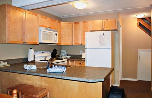 East Kootenay Resort | Panorama Resort BC Ski in/Ski out Feb 17-24,2024 Family day weekend week n