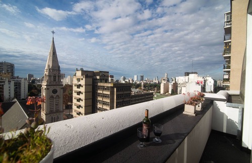Comuna 13 Apartment | Panoramic City Views in Palermo