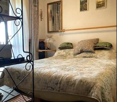 Montoso Apartment | Panoramic Eagle