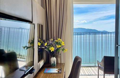 Tran Phu Beach Apartment | Panoramic sea-view 63 sqm apartment in centre with big balcony, gym and pools