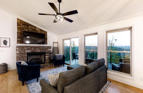 Maynardville House | Panoramic View