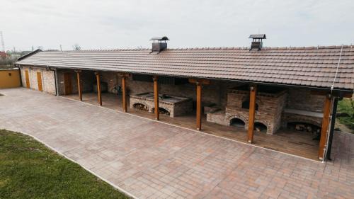 Babina Greda Hotel | Pansion Mihića dvori