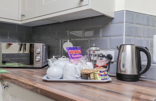 Cardigan Cottage | PANTEG, CARDIGAN, pet friendly, character holiday cottage in Cardigan