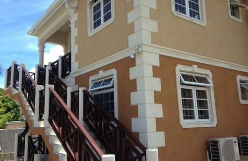 Halcyon Heights Apartment | (Panthera Terra 1)Very spacious and attractive ground floor apartment