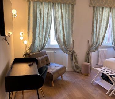 Rione V Ponte Apartment | Paolina Place