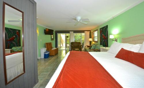 Old Town Hotel | Papa's Hideaway