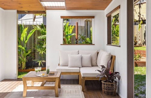 Angourie House | Paperbark Angourie Oasis