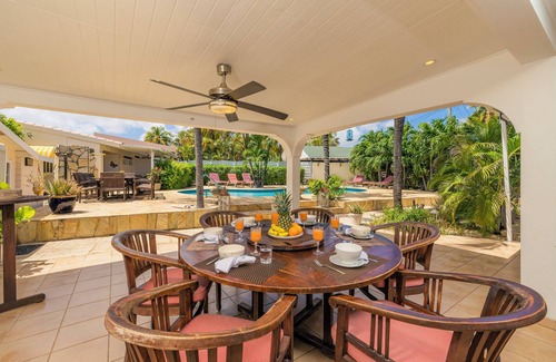 Paradera Villa | Paradera Paradise - your ultimate 4-bedroom getaway