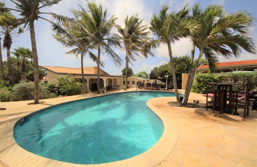 Shiribana Villa | Paradera Paradise - your ultimate 5-bedroom getaway