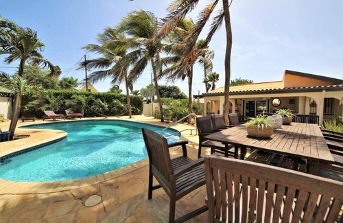 Shiribana Villa | Paradera Paradise - your ultimate 5-bedroom getaway