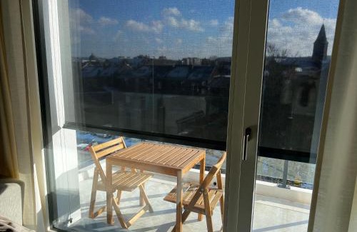 Guillemins Apartment | Paradis Express face à la gare guillemins