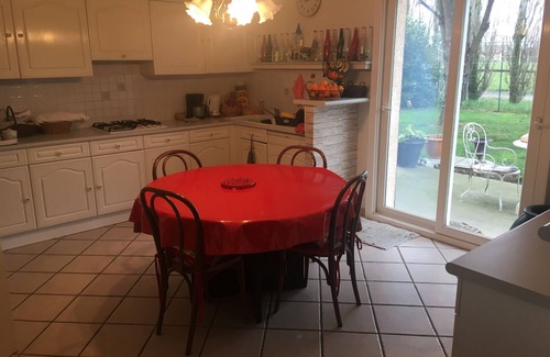 Saint-Cyr-sur-le-Rhone House | Paradis de Provence -between Vienne and Lyon 4 double rooms for 8 people.