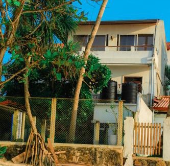 Habaraduwa Apartment | Paradise Beach House - 3 Bedrooms Apartment in Habaraduwa