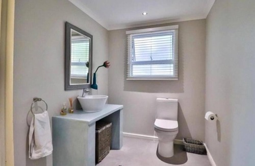 Kommetjie House | Paradise Beach House with Pool and Parking