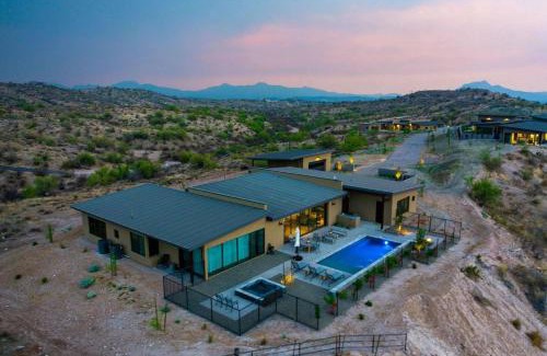 Fort McDowell House | Paradise Canyon-Pool&Spa-Mountain Views-Estate 2