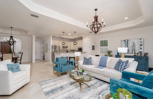 Bonita Springs House | Paradise Found - Don't Miss Out on this 5 Star Home!