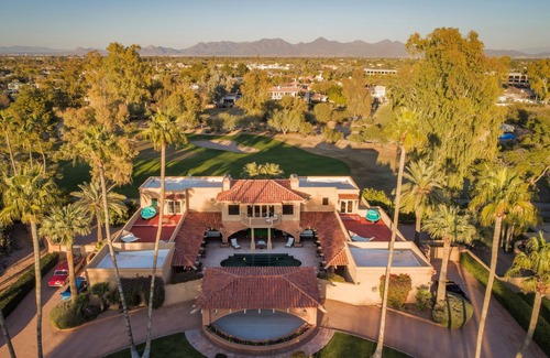Paradise Valley House | Paradise Found! | Venetian Palace in Paradise Valley