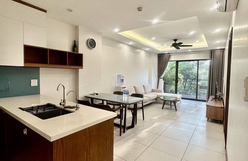 Nhat Tan Apartment | Paradise Home Trinh Cong Son