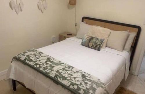 Palmetto Bay Cabin | Paradise in Palmetto Bay, with Pool-BBQ-Gazebo.