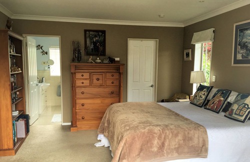 Papamoa Beach House | Paradise in Papamoa with Pool!