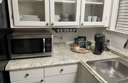 Tampa Apartment | “Paradise in the Heights”