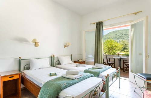 Paleokastritsa Hotel | Paradise Inn