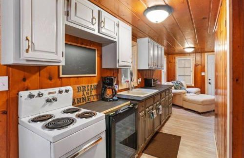 Carp Lake Villa | Paradise Lake Hidden Gem