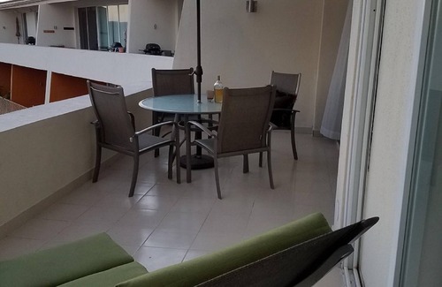 La Cruz de Huanacaxtle Condo | PARADISE PENTHOUSE WITH OCEAN VIEWS